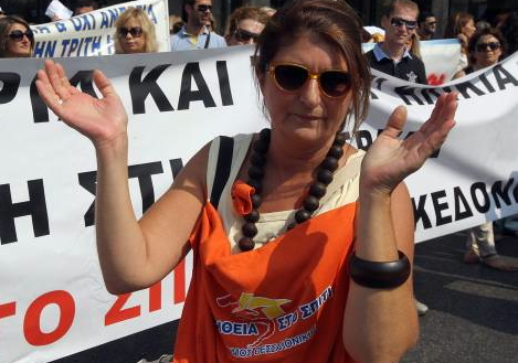 Komşuda sokaklar fena karıştı - Resim: 3