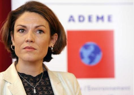 Bakanlar bile etekle dolaşamıyor - Resim: 2