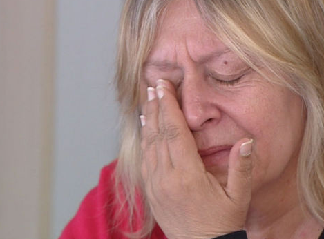 Polisin silahını belinden aldı ve... - Resim: 2