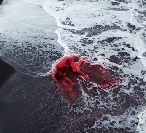 Doğaya karşı çıplak durdular! - Resim: 2