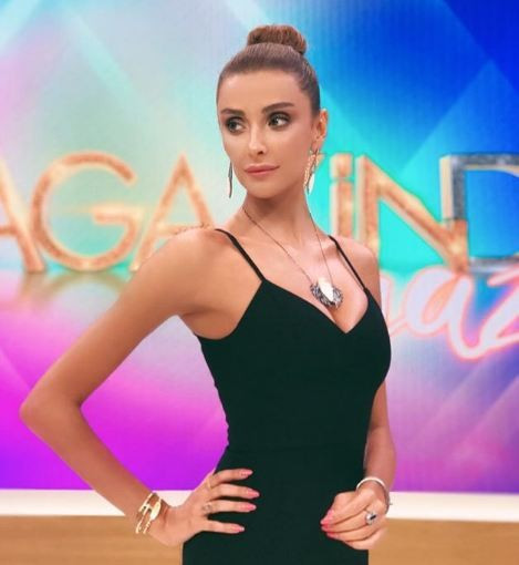 Özge Ulusoy'un estetiksiz hali ortaya çıktı hani estetik yoktu - Resim: 3