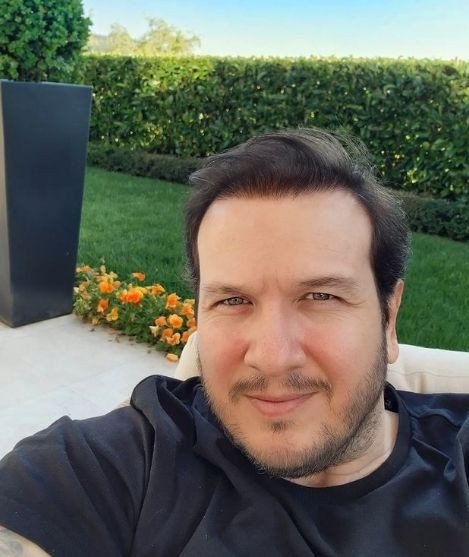 Şahan Gökbakar yine sinirlendi: ''Yoga da mı ahlaksız ve cinsellik barındıran bir eylem!'' - Resim: 1