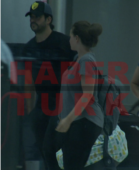 Fahriye Evcen'in son hali herkesi şaşırttı! Burak Özçivit ve Karan bebekle görüntülendi - Resim: 2