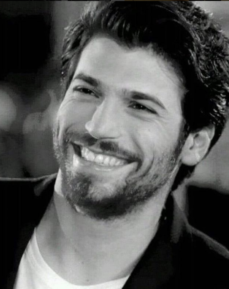 Ünlü oyuncunun yaman gecesi karakolda bitti tam 8 kadınla... - Resim: 2