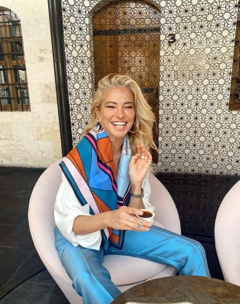 Burcu Esmersoy'a büyük darbe! Dudak uçuklatan zam isteği - Resim: 1