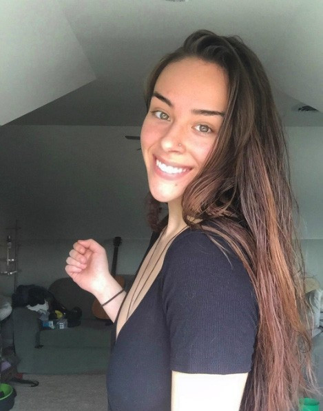 O diğer fenomenlerden farklı! 1 yıldır ağda yapmıyor - Resim: 1