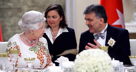 Kraliçenin çanta şifresi - Resim: 3