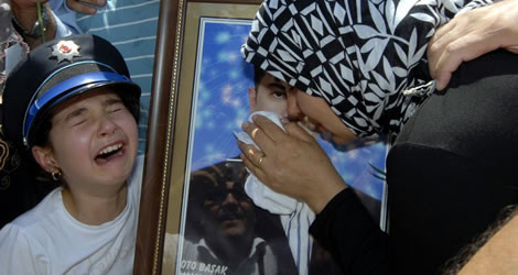 Şehitlerimize en acı veda - Resim: 4