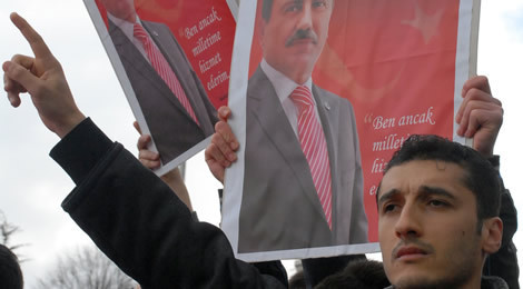 BBP önünde gözyaşları - Resim: 4