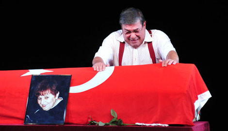 Suna Pekuysal'a hüzünlü veda! - Resim: 4