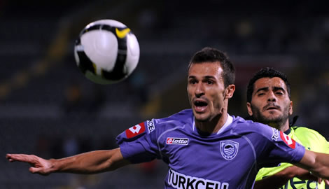 Fener Ankara'da yıkıldı - Resim: 1