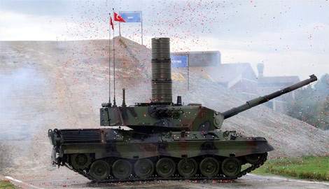 Askerden Leopard-1 şov - Resim: 3