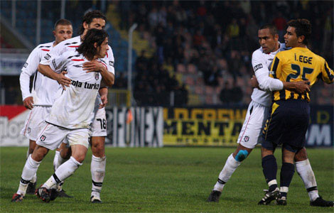 UEFA'da ince hesaplar - Resim: 1