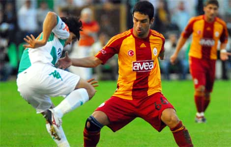 Cimbom yenilgiyi tattı - Resim: 4