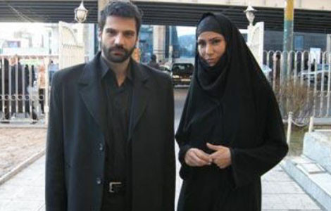 Zeynep Tokuş çarşafa girdi! - Resim: 2