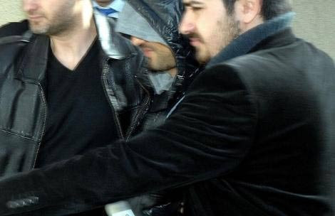 Tarkan adliyeye böyle getirildi - Resim: 3