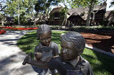 Michael Jackson'ı iflas ettiren çiftlik! - Resim: 4