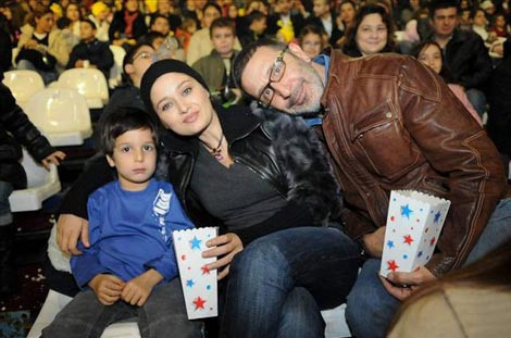 Çocuklarıyla ünlüler - Resim: 1