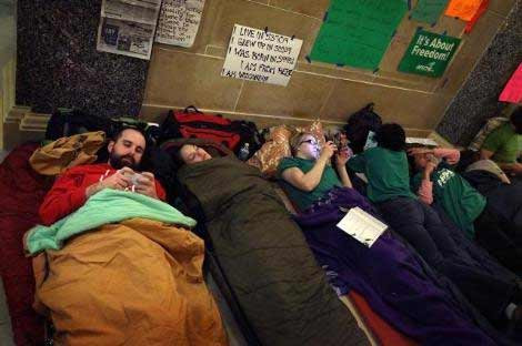 9 gündür aynı yerdeler! - Resim: 4