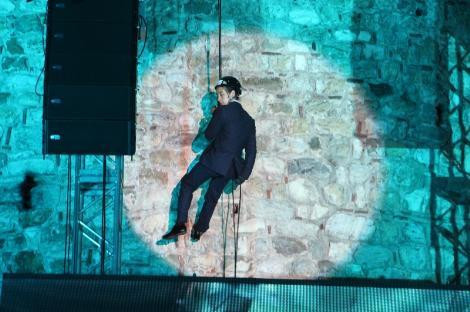 Küçük Osman babasını şaşkınlıkla izledi - Resim: 2