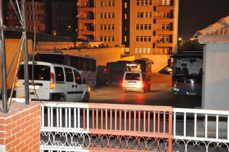 Metris'e böyle getirildiler! - Resim: 4