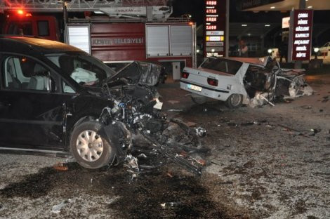 Muğla'da katliam gibi kaza - Resim: 3