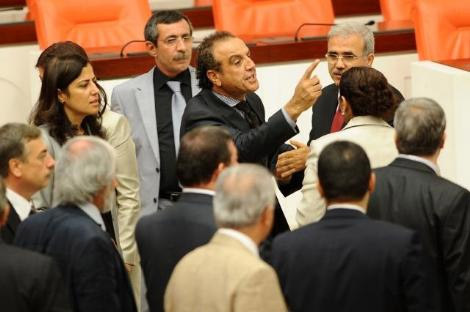 Meclis'te küfürlü tartışma - Resim: 2