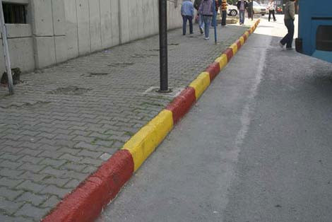 Mecidiyeköy sarı kırmızı - Resim: 1