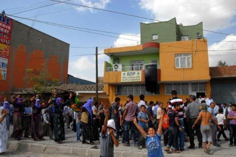 Silopi'de bardağın taştığı o an! - Resim: 3