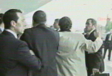 Korumalar kapıştı - Resim: 1