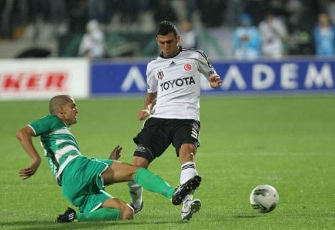 Beşiktaş Bursaspor ile kafa buldu - Resim: 4
