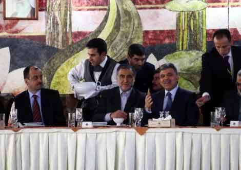 Gül'e İran'da sevgi seli - Resim: 3