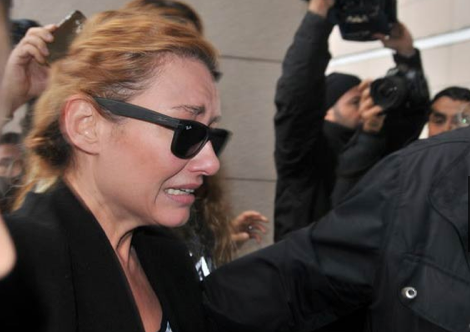 Deniz Seki cezaevindeki ilk gecesinde krize girdi! - Resim: 1