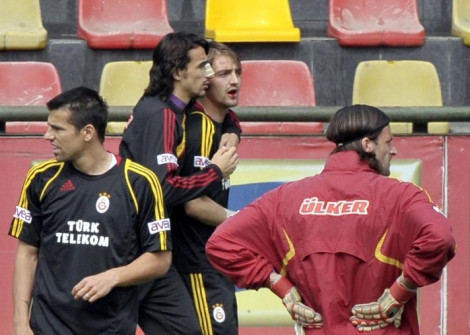 Arda ve Caner yumruklaştı - Resim: 2