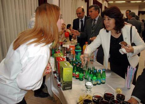 İçki var diye terkettiler - Resim: 1