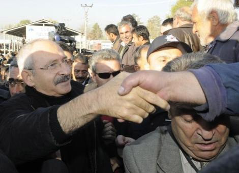 CHP Liderinin ziyareti sırasında kavga - Resim: 1