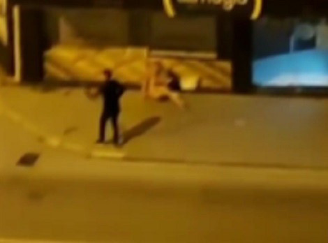 İzmir'de sevgilisinden dayak yedi, polis gelince şikayetçi olmadı - Resim: 0