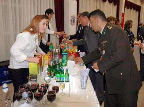 İçki var diye terkettiler - Resim: 2