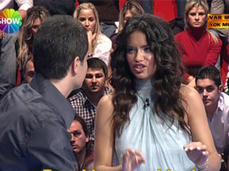 Var mısın yok musun Adriana Lima! - Resim: 3