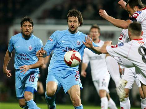 Avni Aker'de büyük sevinç - Resim: 2