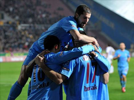 Avni Aker'de büyük sevinç - Resim: 4