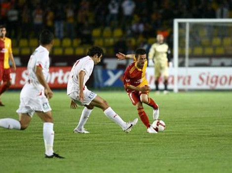 Aslan ağır yaralı - Resim: 2