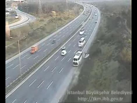 Emniyet şeridinde dehşet anları! - Resim: 2