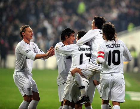 İnönü'de tek gollü gece - Resim: 1