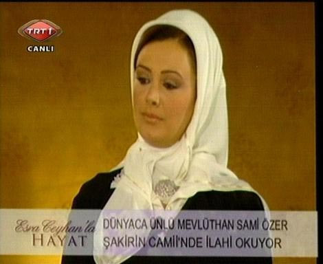 Esra Ceyhan türban taktı - Resim: 2