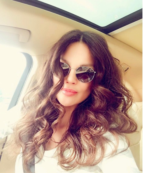 Ebru Şallı'dan ahlaksız paylaşım! Altsız ve çıplak... - Resim: 3