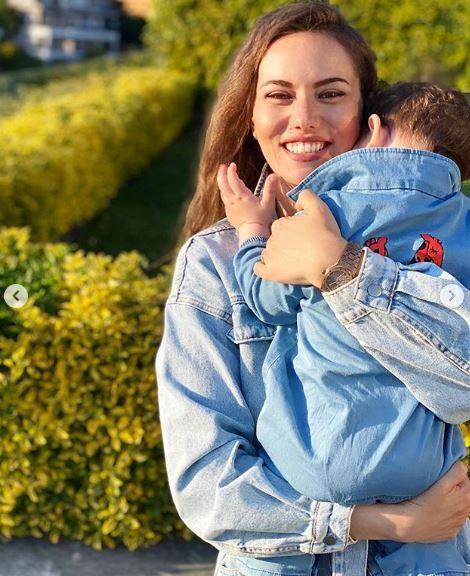 Burak Özçivit'ten eşi Fahriye Evcen'e dudak uçuklatan hediye! Paylaşımı ele verdi! - Resim: 2