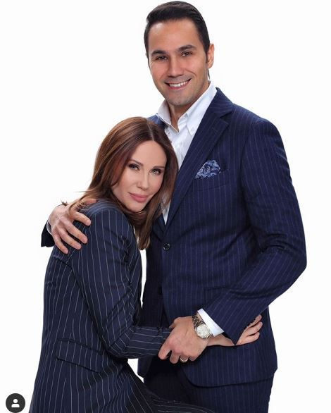Demet Şener ve eşi Cenk Küpeli kural hatası yaptılar! Tedbirleri umursamadılar - Resim: 1
