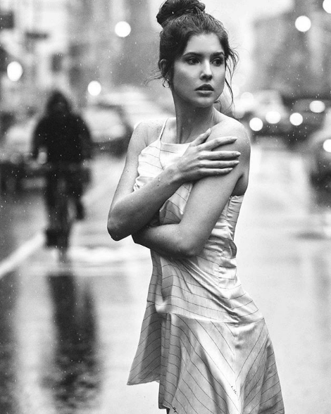 Milli yengemiz fenomen Amanda Cerny türbana girdi olanlar oldu - Resim: 3