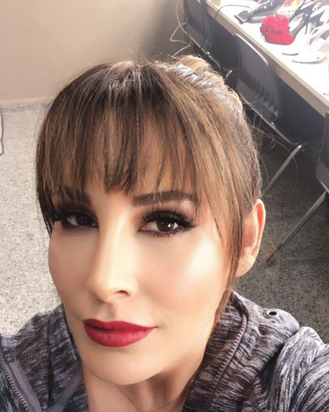 Funda Arar sahnede gözyaşlarına boğuldu! İşte nedeni - Resim: 4